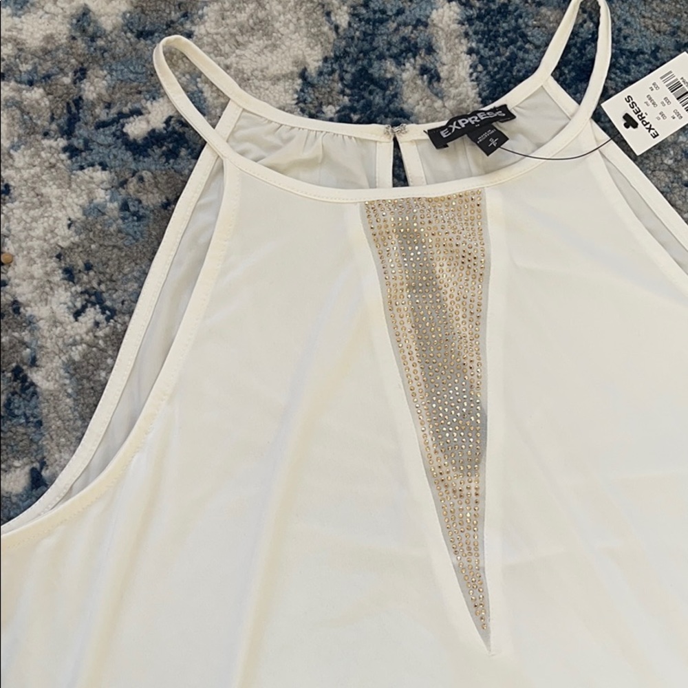 Express White Top - Picture 2 of 3